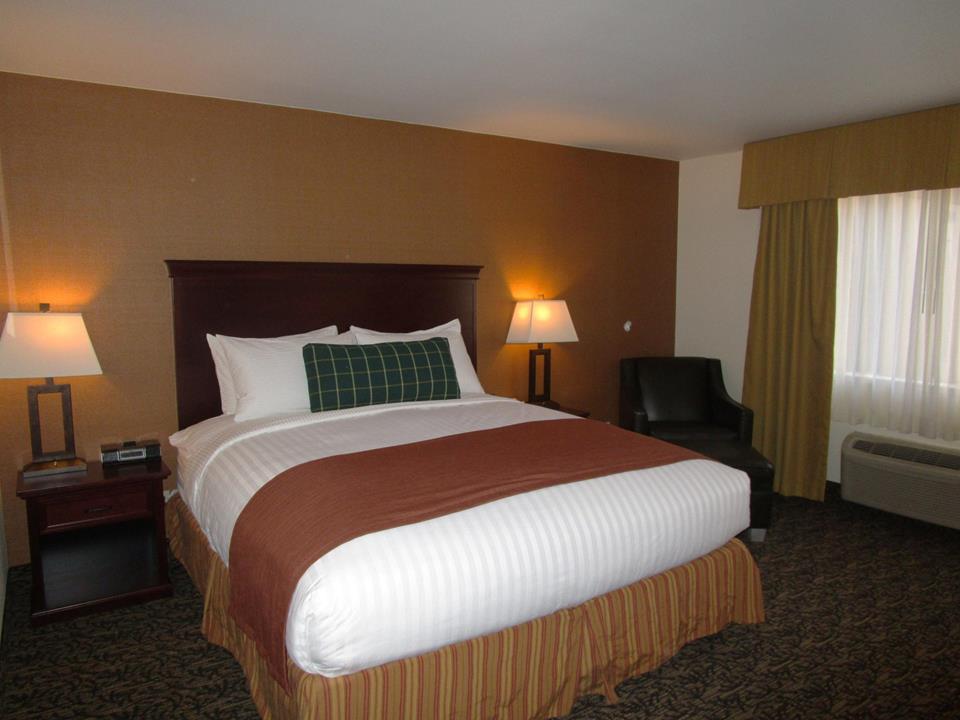 Best Western Plus Truckee-Tahoe Hotel Room photo