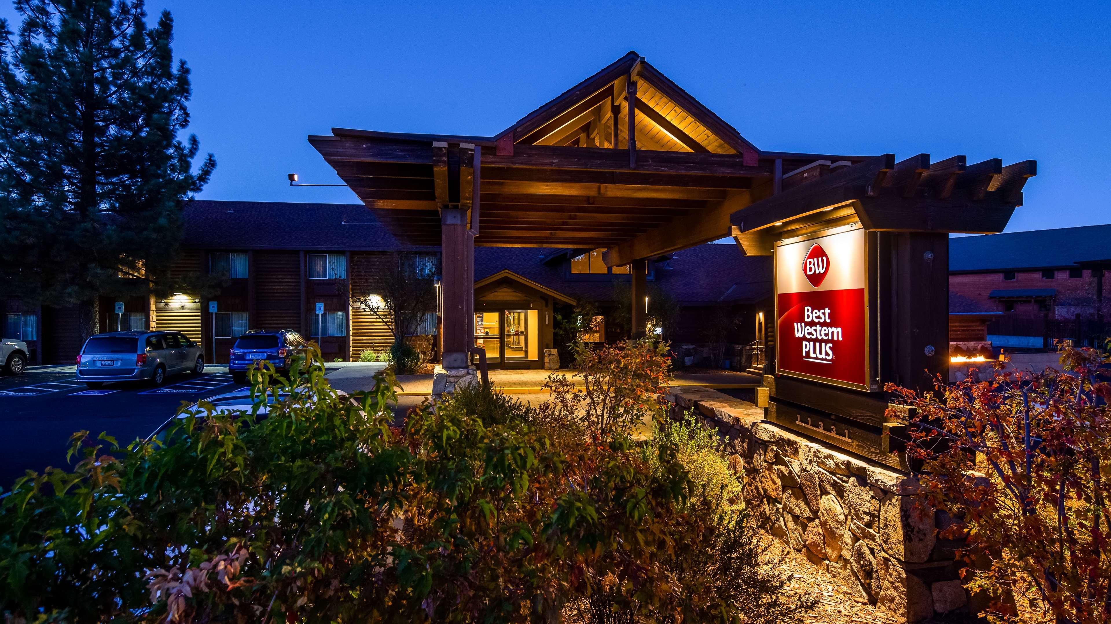 Best Western Plus Truckee-Tahoe Hotel Exterior photo