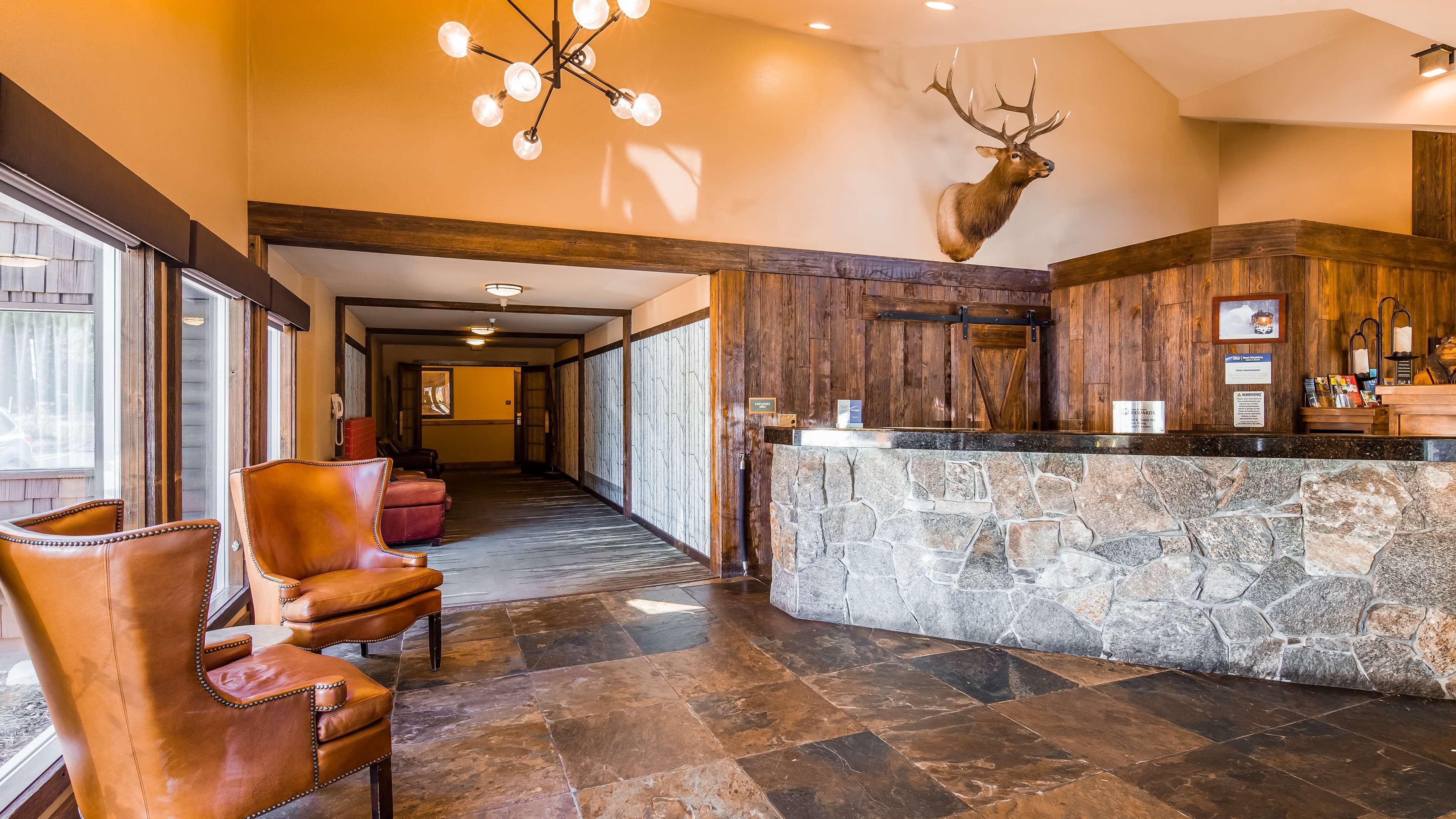 Best Western Plus Truckee-Tahoe Hotel Exterior photo